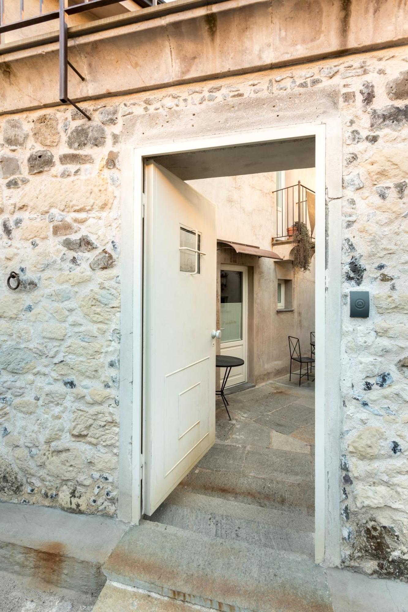 Il Cortiletto Hotel Maison Tresnuraghes Extérieur photo